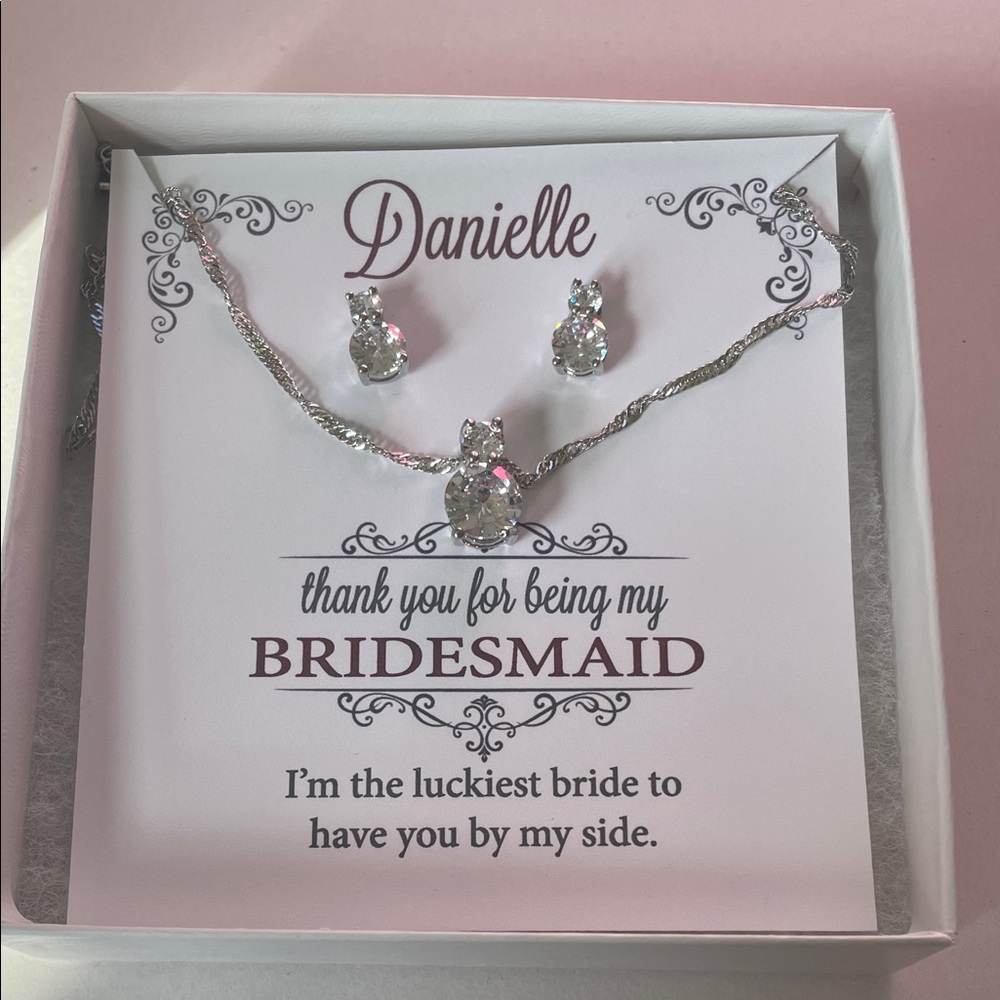Elegant Silver Jewelry Set